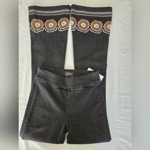 DRIFTWOOD Black Jeans With Floral Embroidery